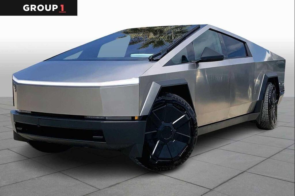 2024 TESLA Cybertruck