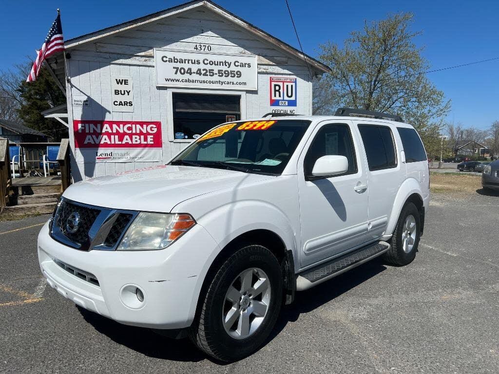 2010 NISSAN Pathfinder