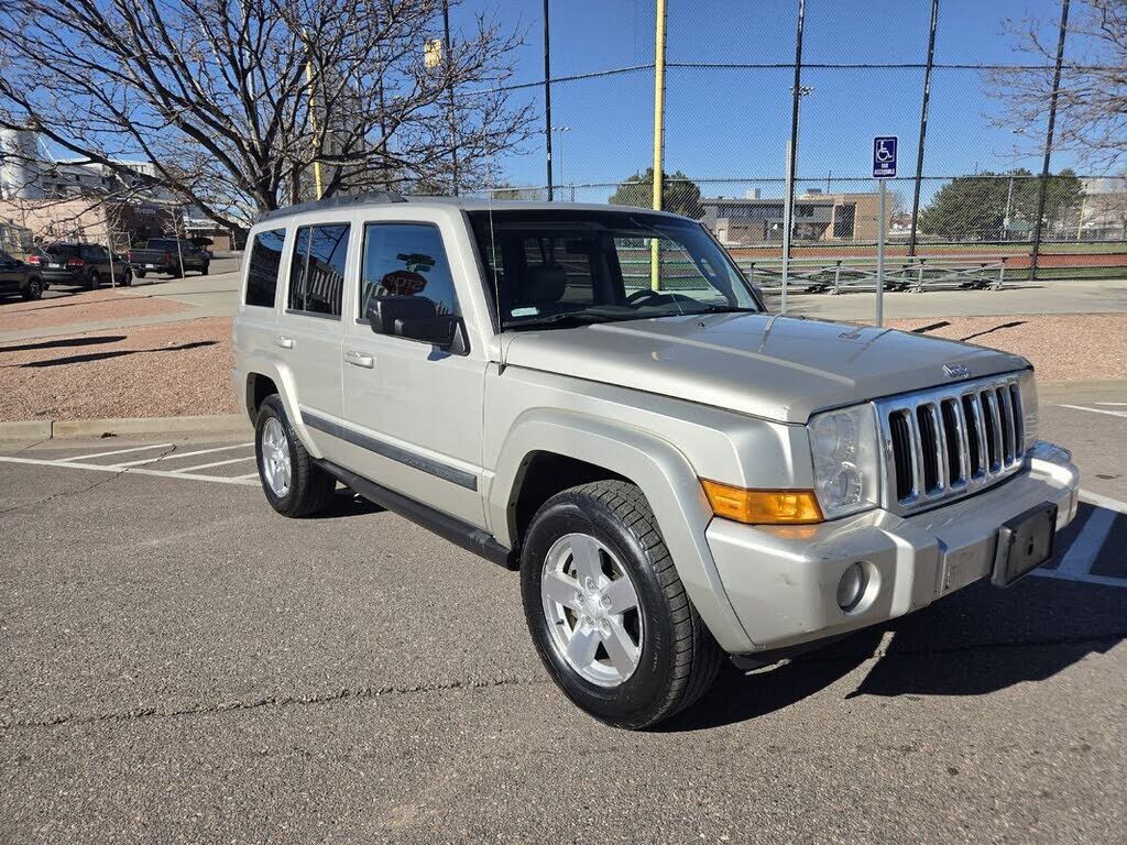 2008 JEEP Commander