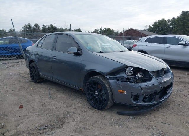 2010 VOLKSWAGEN Jetta