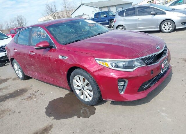 2018 KIA Optima