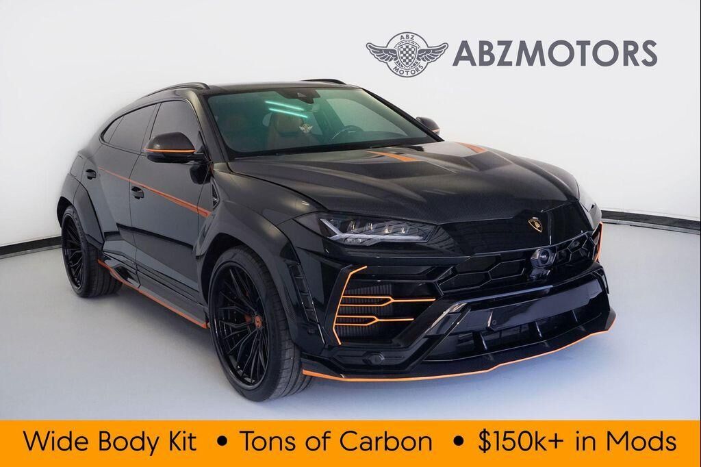 2021 LAMBORGHINI URUS