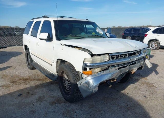 2004 CHEVROLET Tahoe