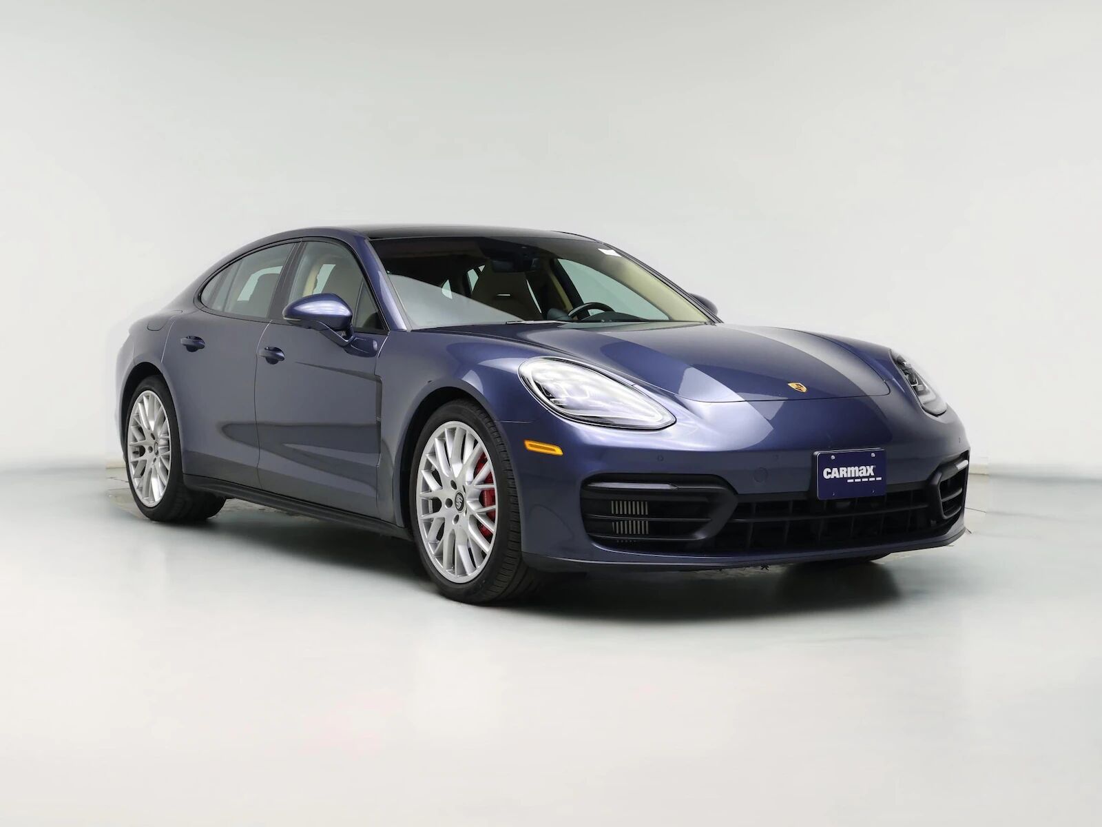 2022 PORSCHE Panamera