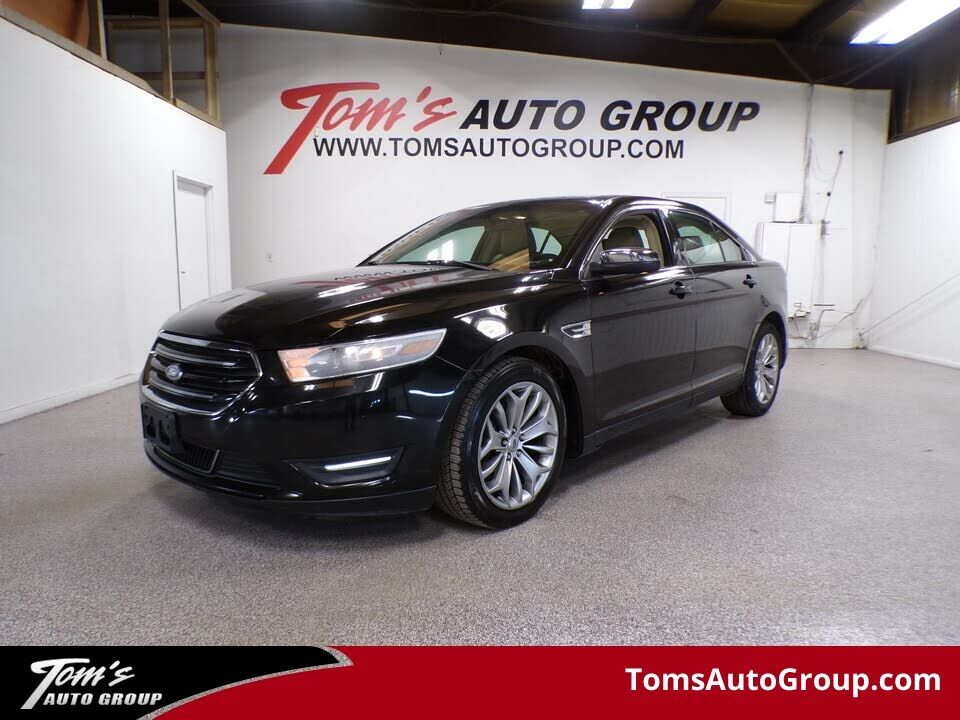 2013 FORD Taurus