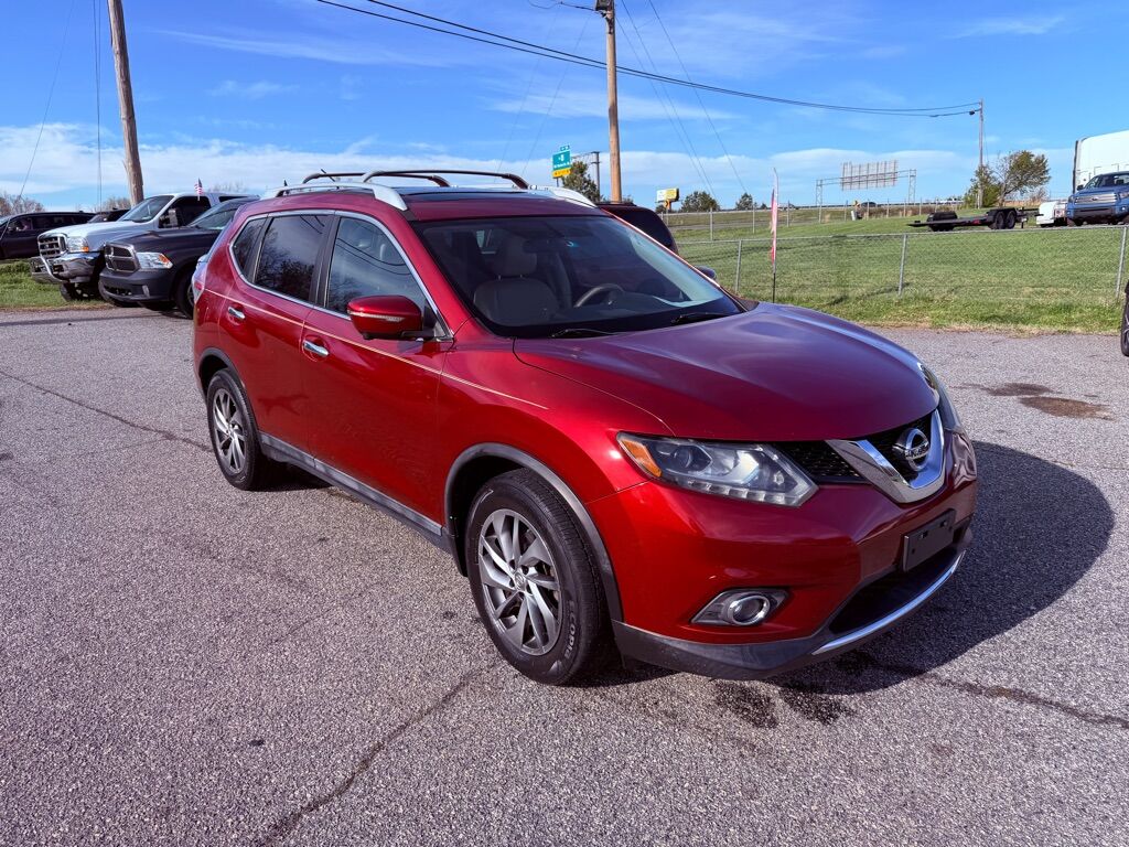 2015 NISSAN Rogue