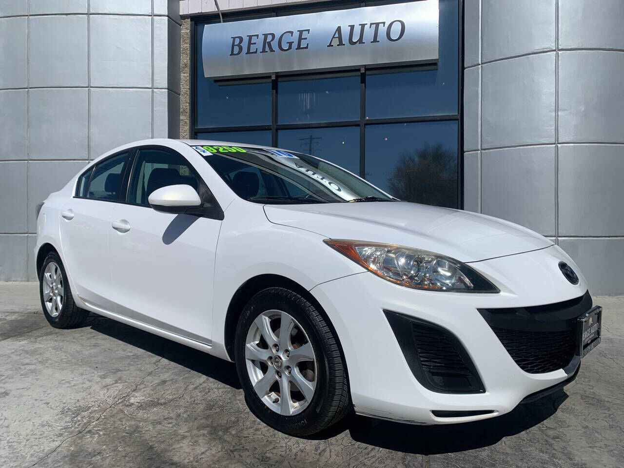 2010 MAZDA Mazda3