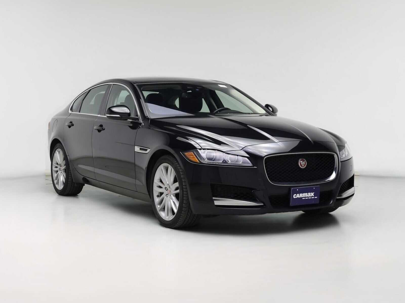 2016 JAGUAR XF