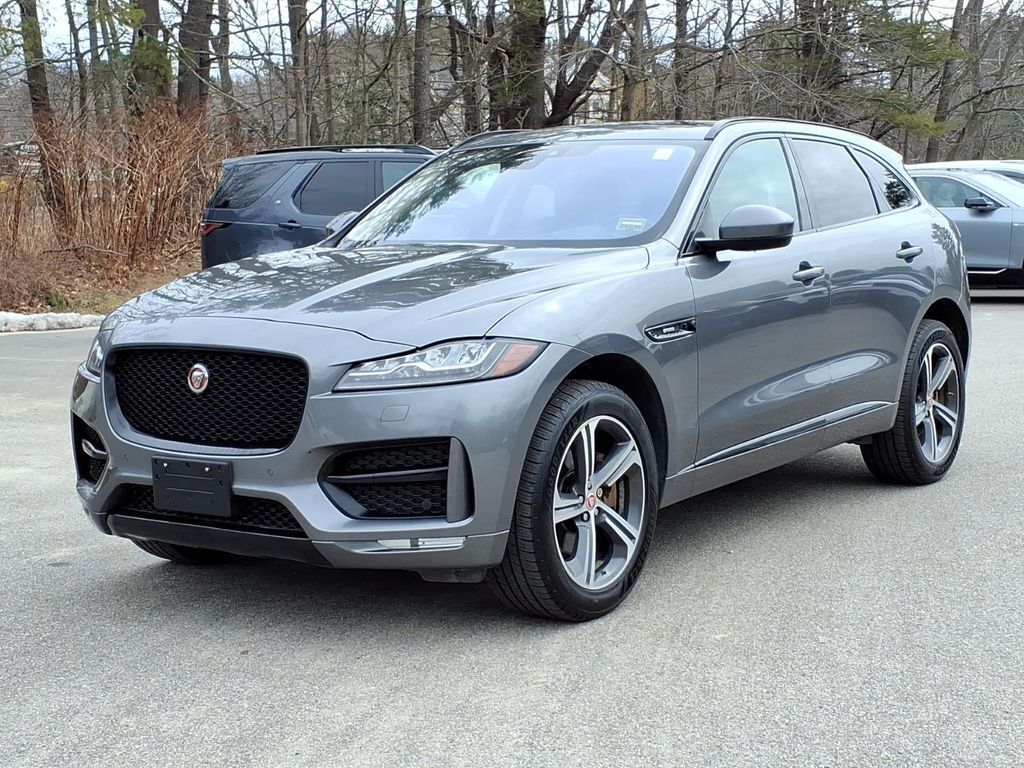 2017 JAGUAR F-Pace