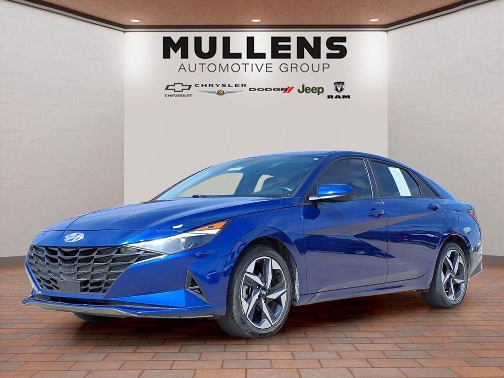 2023 HYUNDAI Elantra