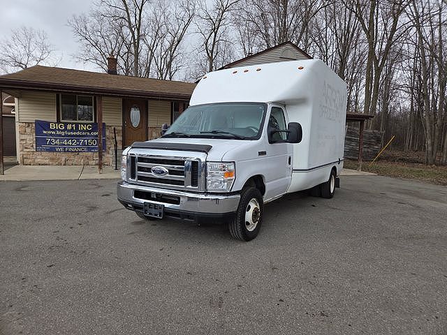 2018 FORD E-350