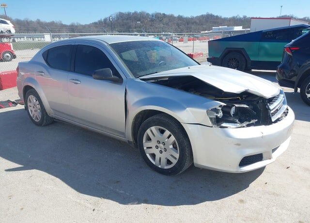 2012 DODGE Avenger