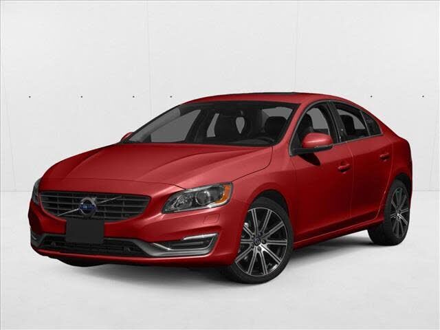 2015 VOLVO S60