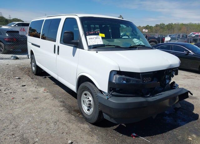 2022 CHEVROLET Express