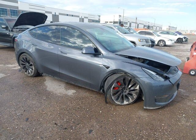 2022 TESLA Model Y