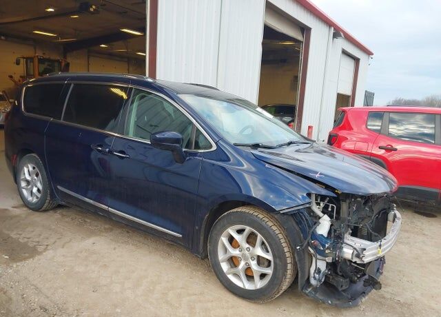 2018 CHRYSLER Pacifica