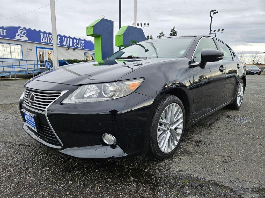 2013 LEXUS ES