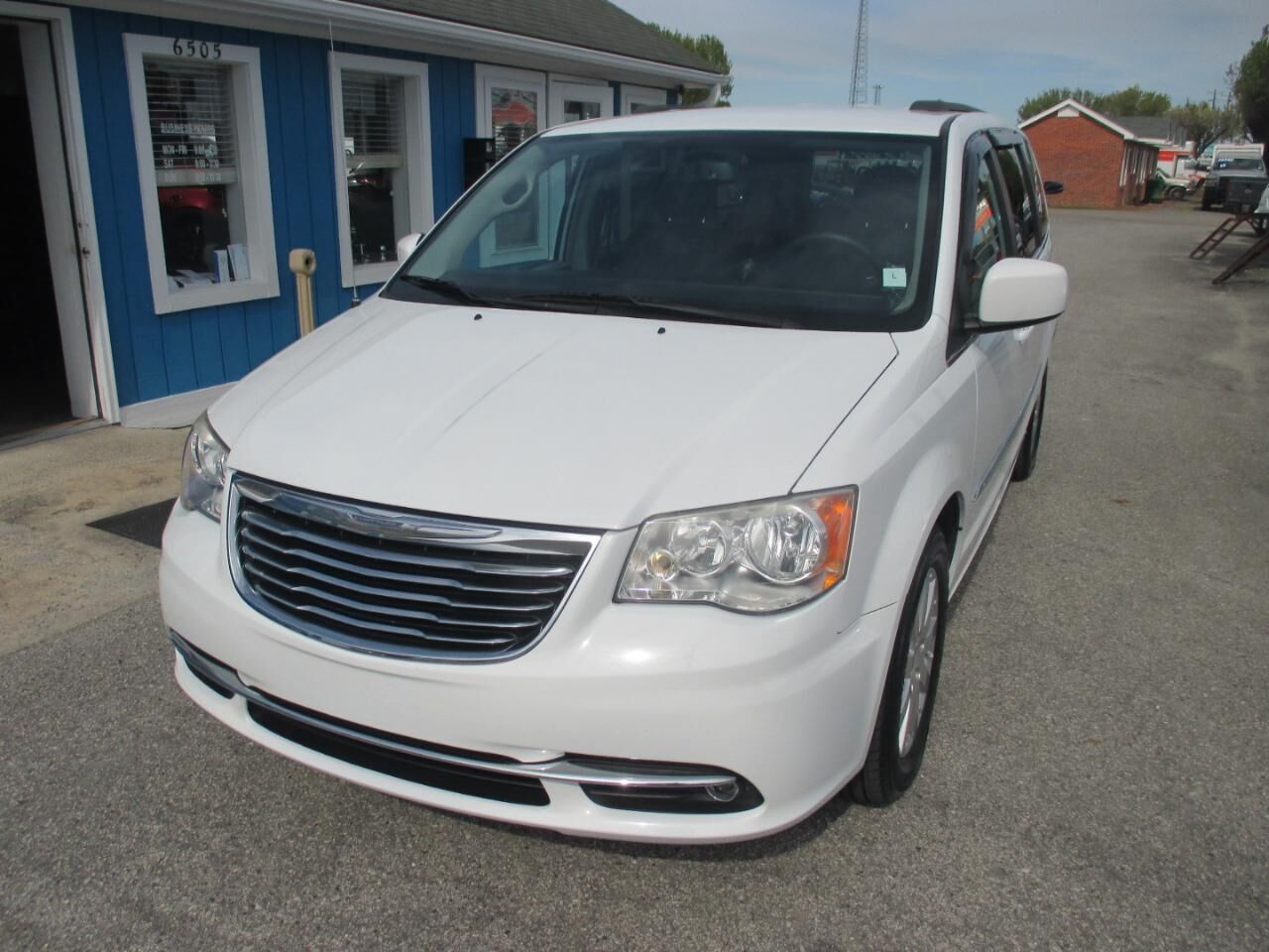 2016 CHRYSLER Town and Country