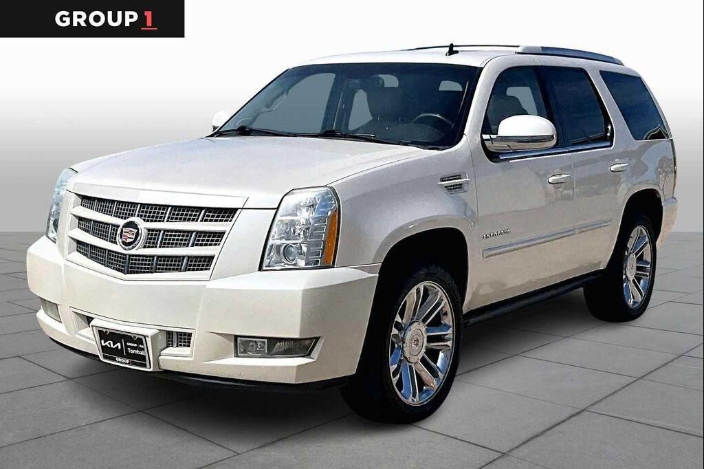 2012 CADILLAC Escalade
