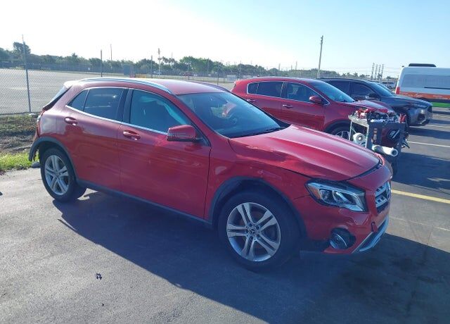 2019 MERCEDES-BENZ GLA-Class