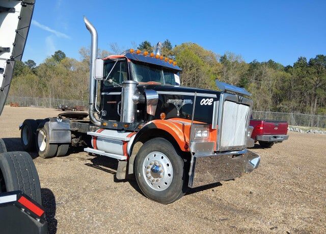 1998 WESTERN STAR 4900