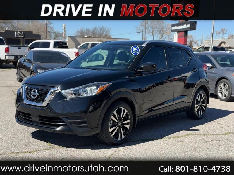 2020 NISSAN Kicks