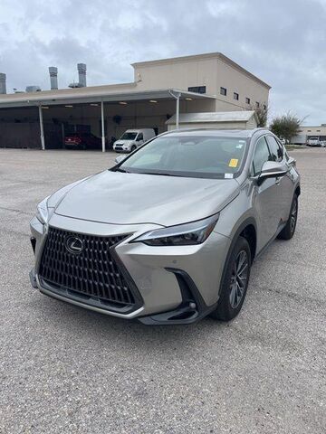 2025 LEXUS NX