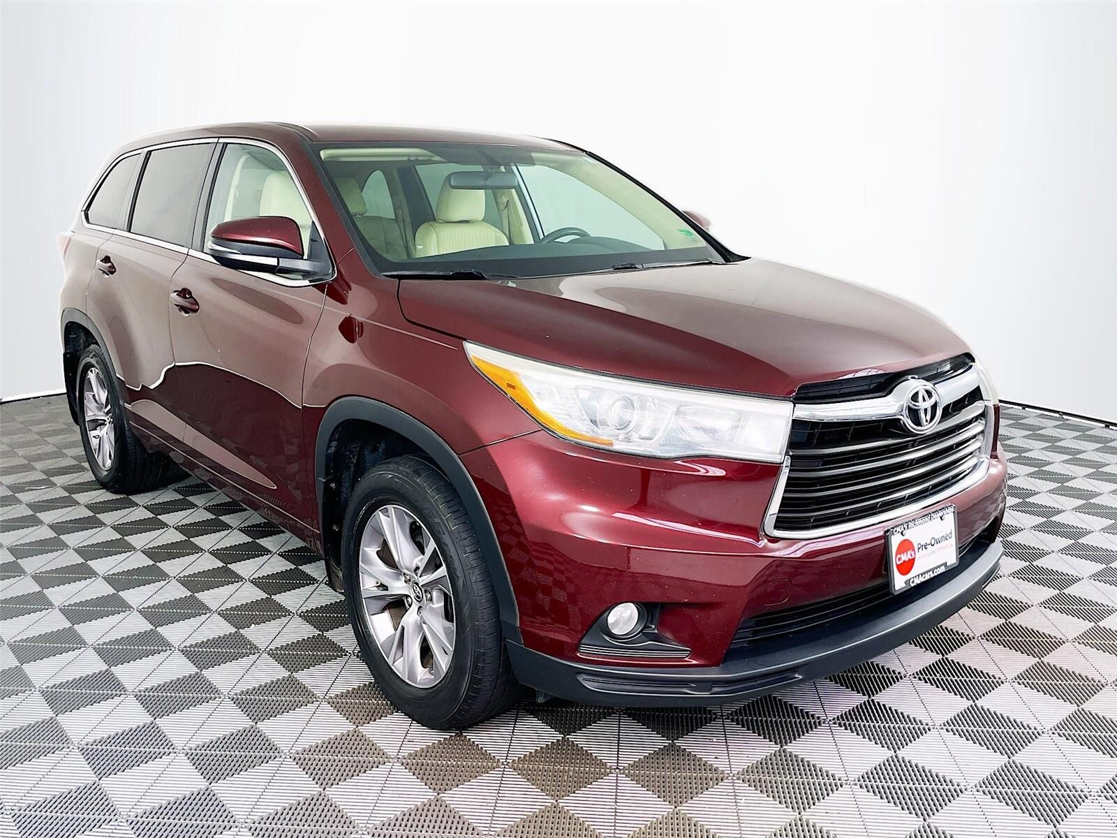 2016 TOYOTA Highlander
