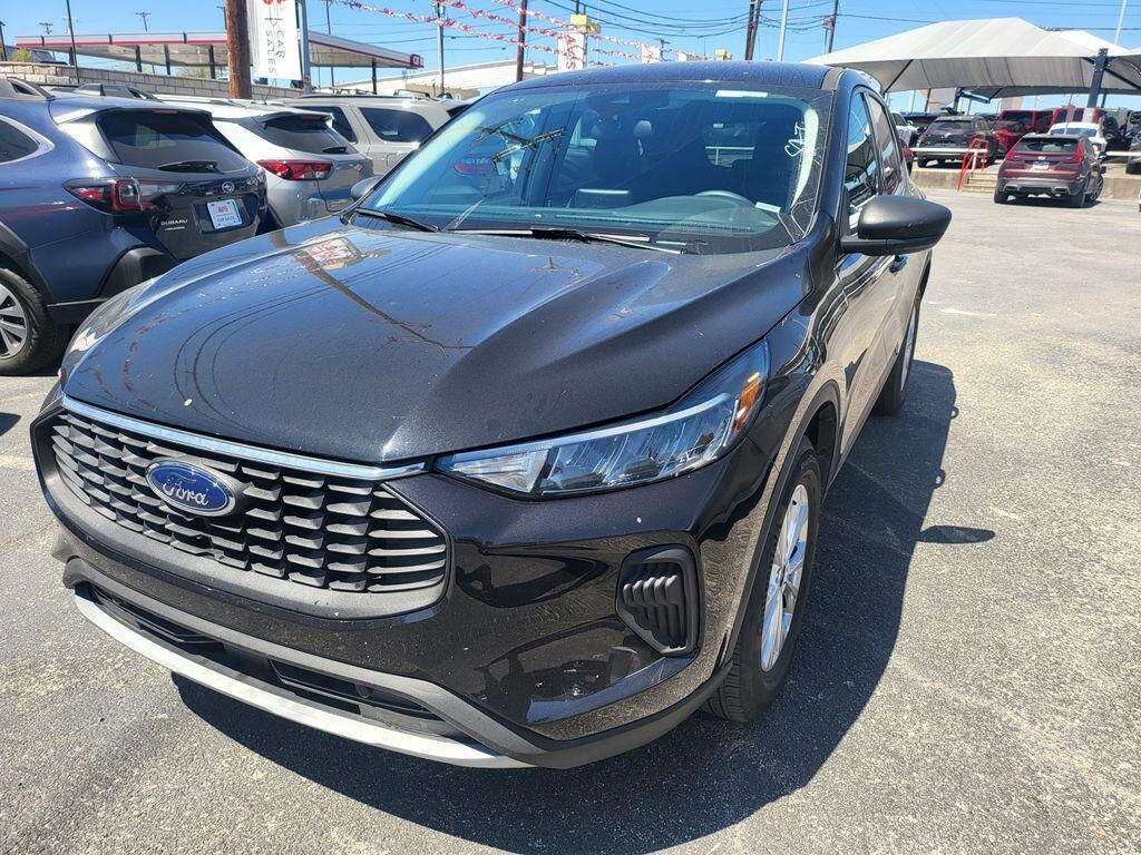 2025 FORD Escape