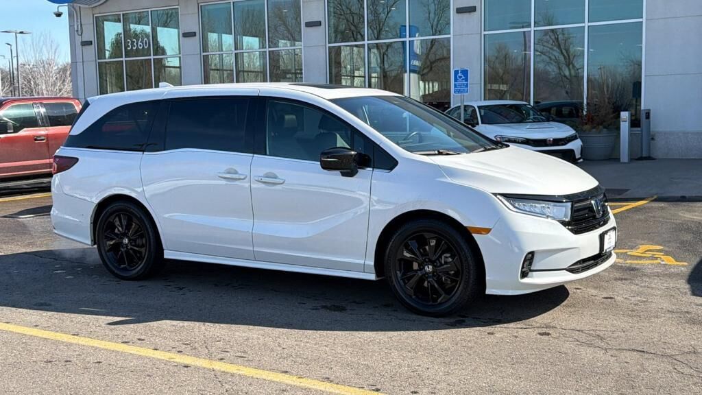 2024 HONDA Odyssey