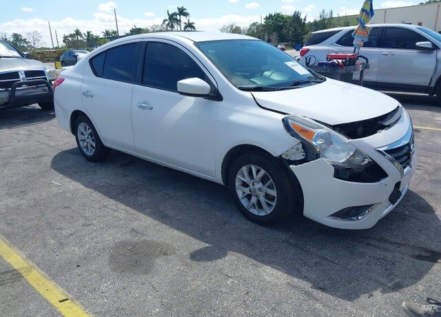2018 NISSAN Versa