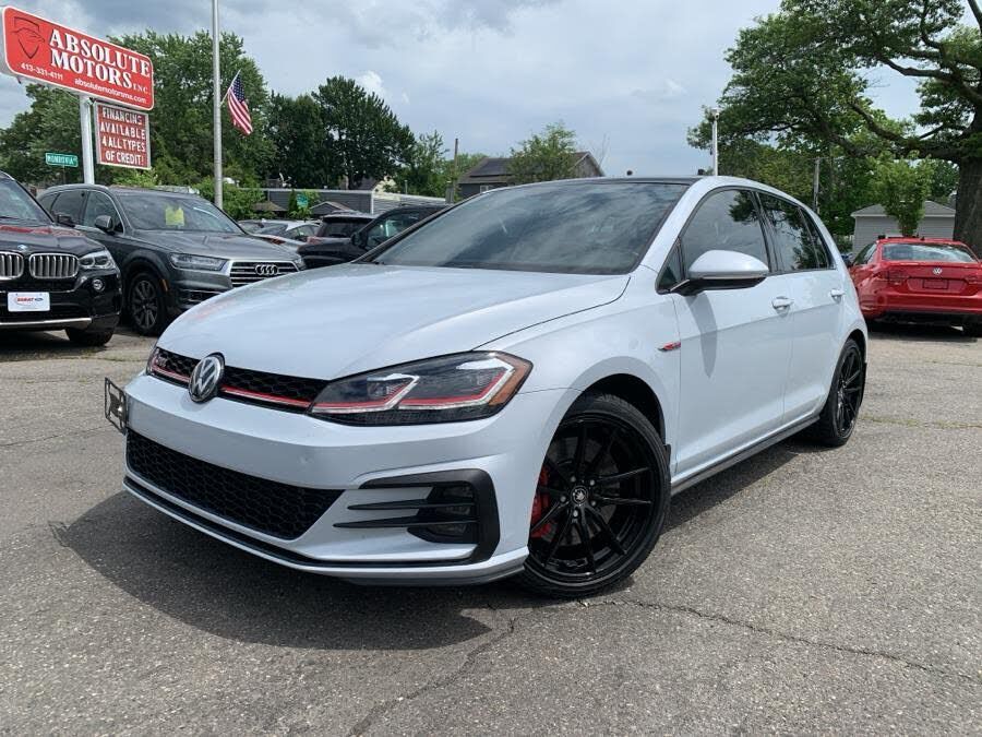 2019 VOLKSWAGEN Golf GTI