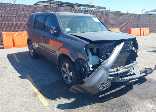 2015 HONDA Pilot