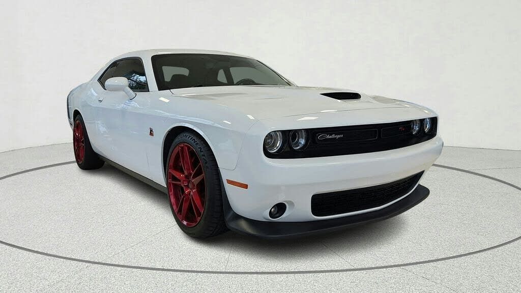 2022 DODGE Challenger