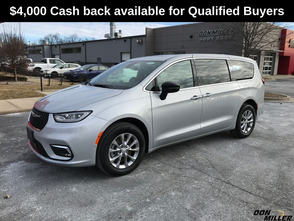 2026 CHRYSLER Pacifica