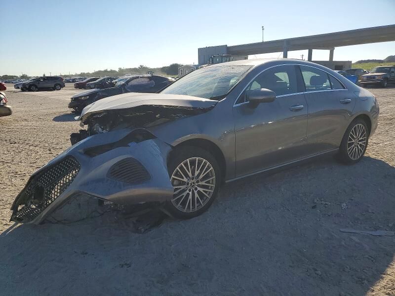 2025 MERCEDES-BENZ CLA-Class