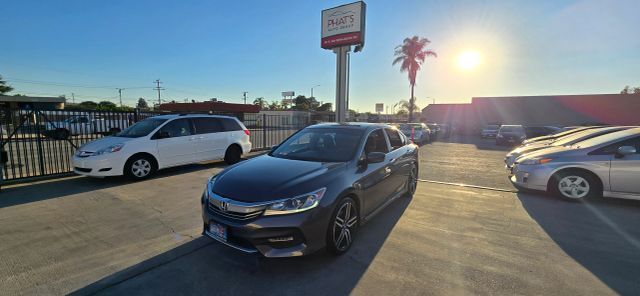 2017 HONDA Accord