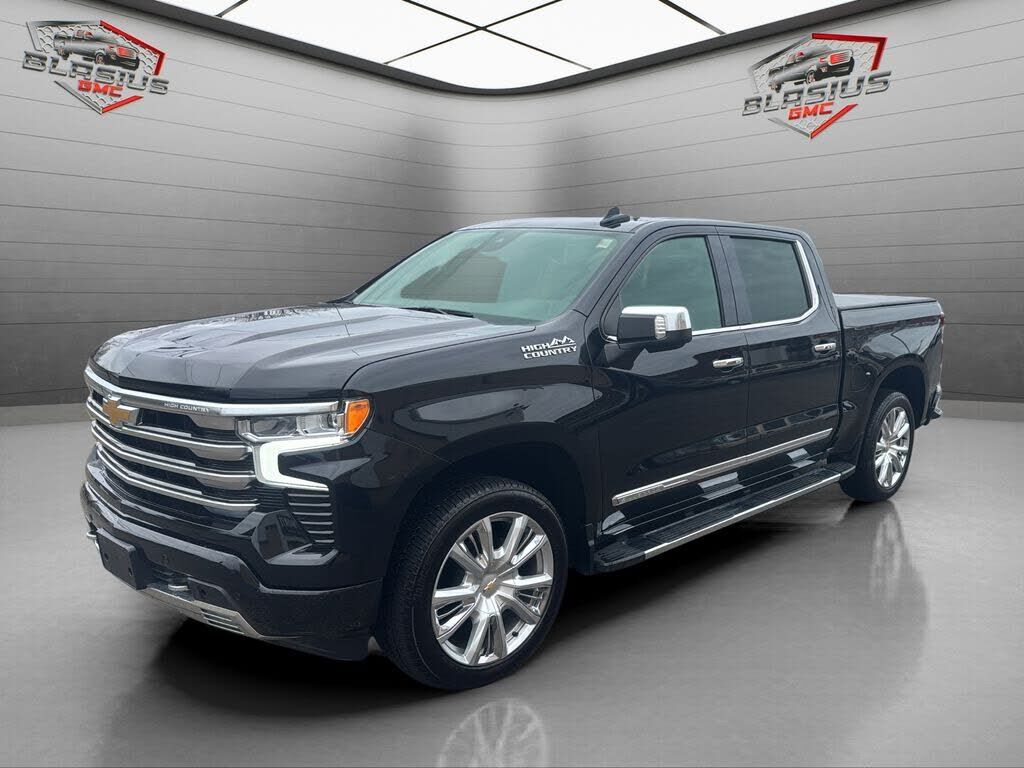 2023 CHEVROLET Silverado