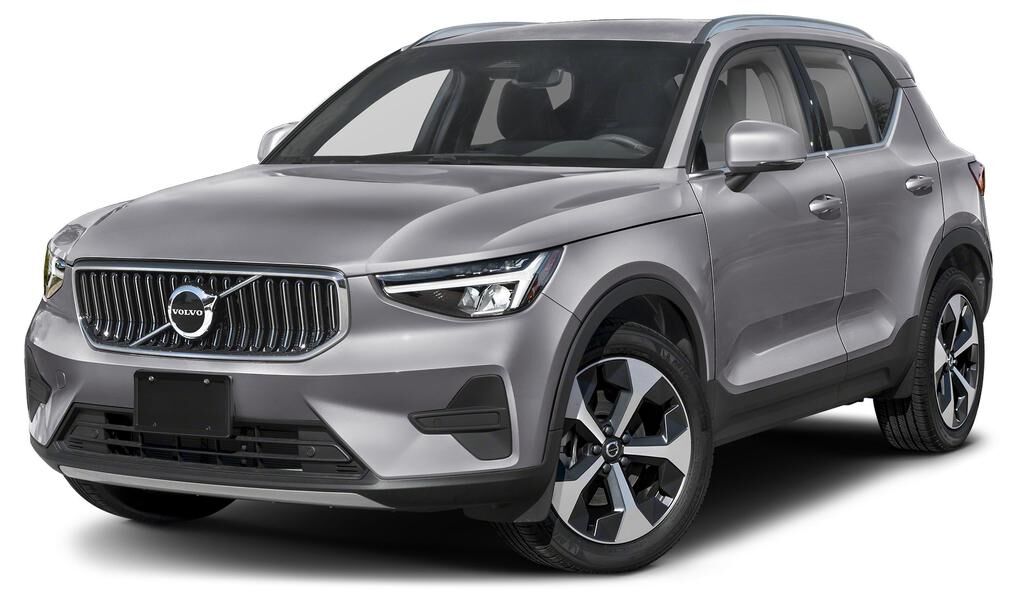 2026 VOLVO XC40