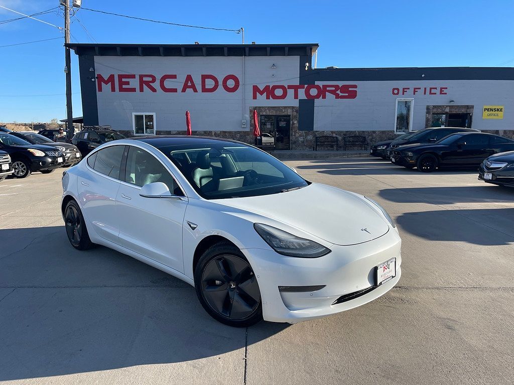 2018 TESLA Model 3