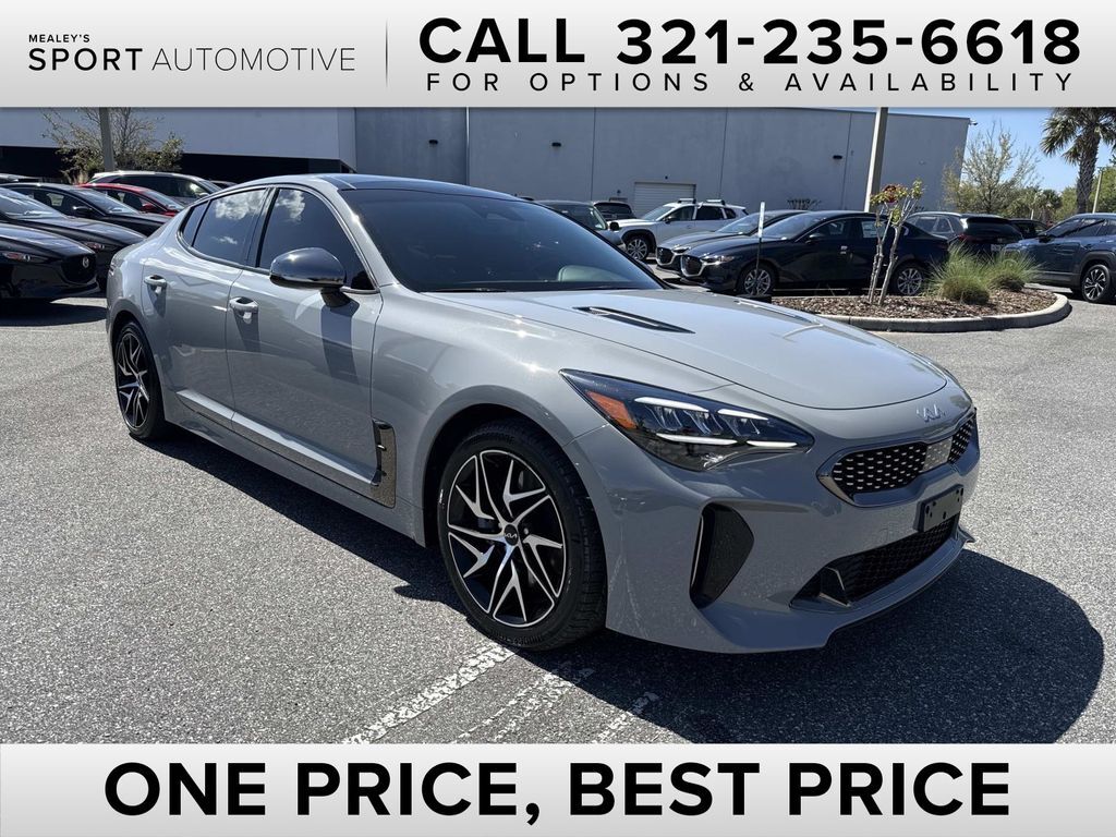 2022 KIA Stinger