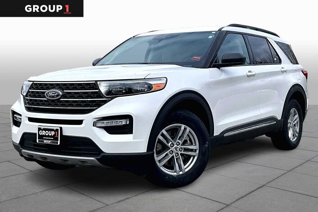 2023 FORD Explorer
