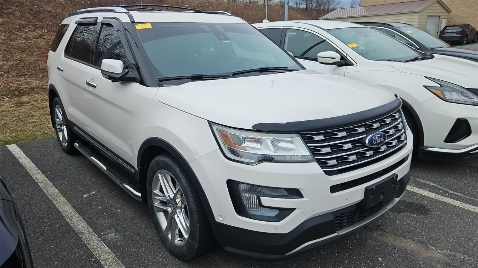 2017 FORD Explorer