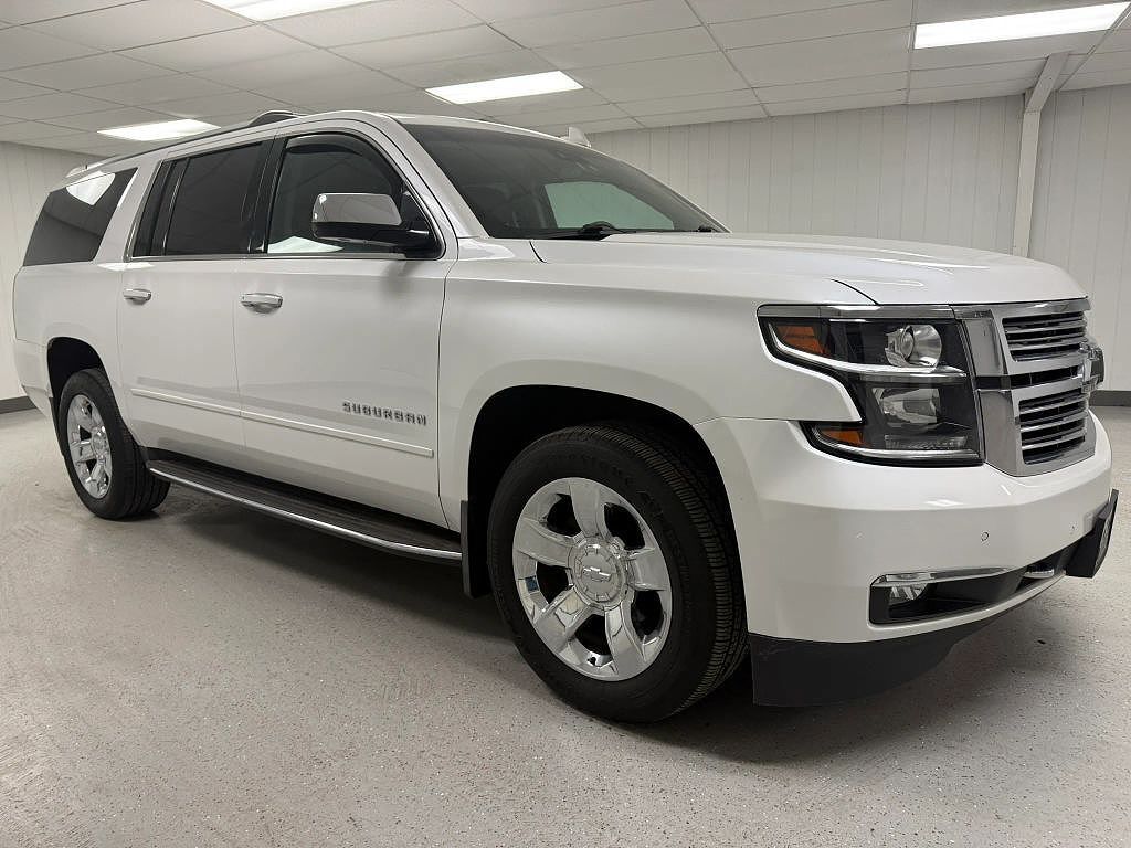 2017 CHEVROLET Suburban