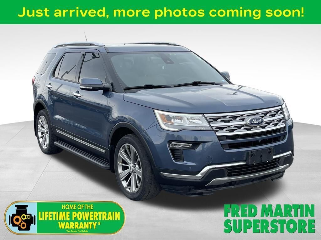 2018 FORD Explorer