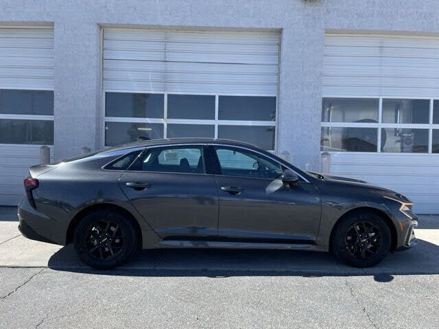 2025 KIA K5