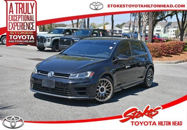 2017 VOLKSWAGEN Golf R
