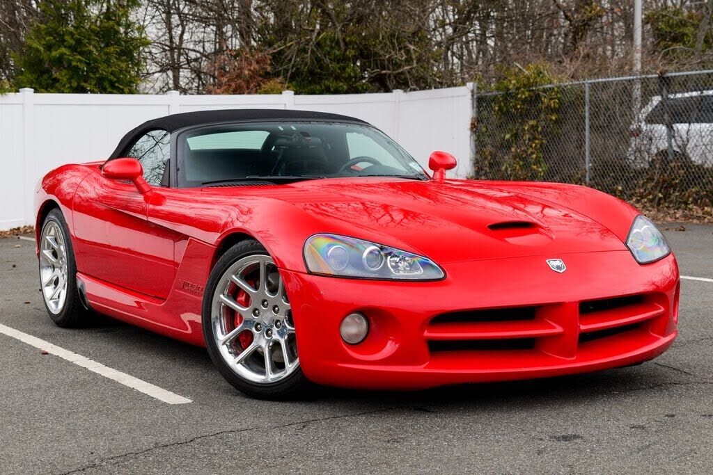 2004 DODGE Viper