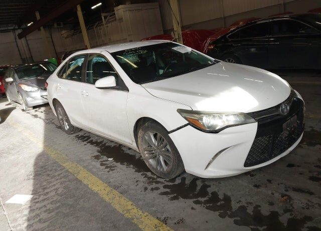 2017 TOYOTA Camry