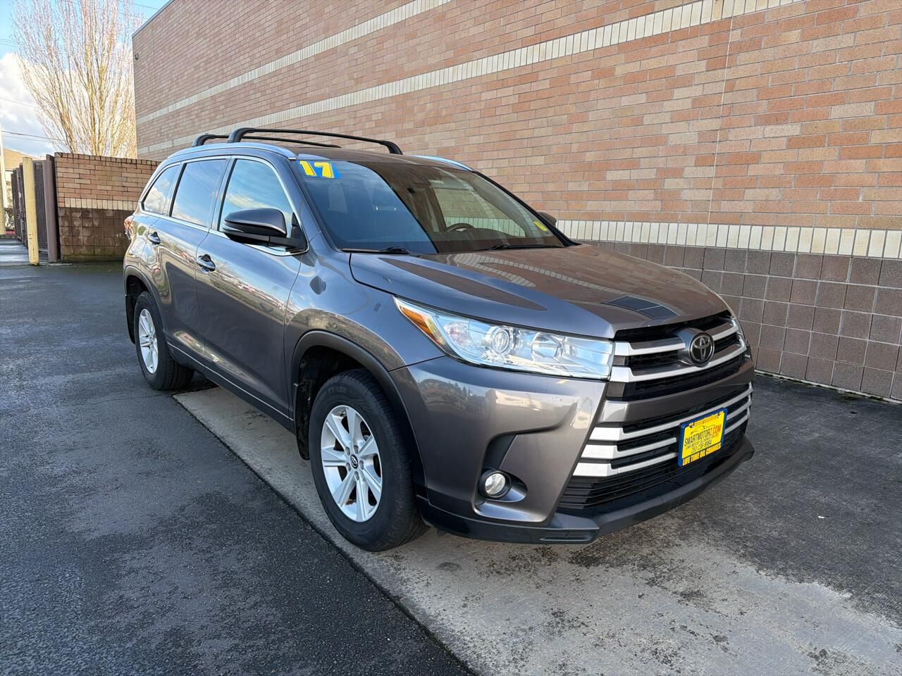 2017 TOYOTA Highlander